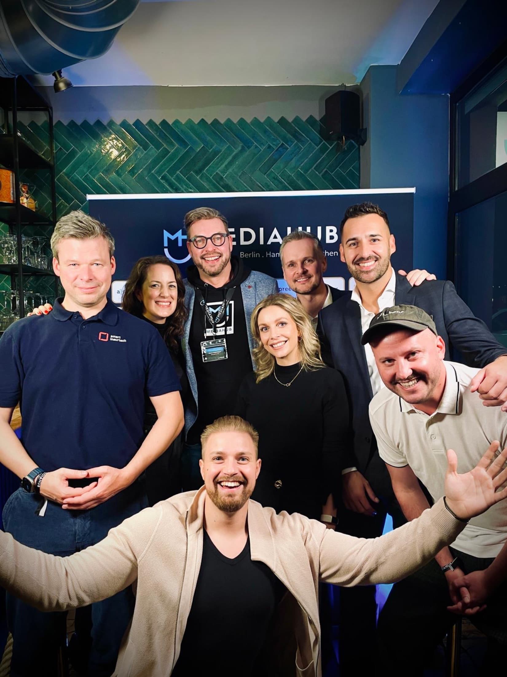 Francesco Jäger im Austausch mit Branchenkontakten aus dem Insurtech-Netzwerk